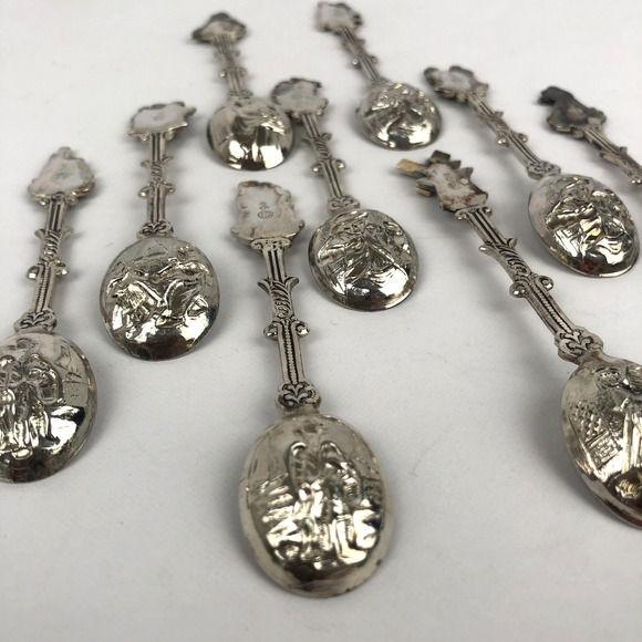 VTG Set of 9 Ornate Demitasse Spoons Figural Repousse Holland S AN 90 - Picture 8 of 9